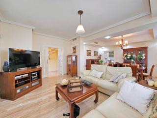Xalet a La Palma. Se vende estupendo chalet sito en calle ricardo belver,  la palm