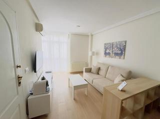 Location Appartement  Calle del carmen. Se alquila acogedor estudio en el corazón de la ciudad