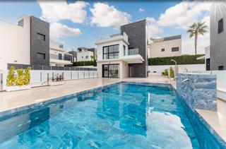 Chalet  Calle juan marsé. Se vende impresionante villa de lujo en campoamor con calidades