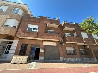 Geschäftsraum in Calle real 79. Se vende local comercial en la unión ideal para montar tu propio
