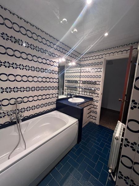 Foto f020fdb2-6220-48fb-8b13-c76016872bb0. Pis amb calefacció aparcament a Centrevila Vilanova i la Geltrú