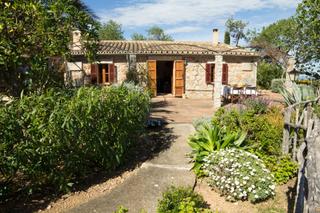 Country house  Diseminado d'es refal