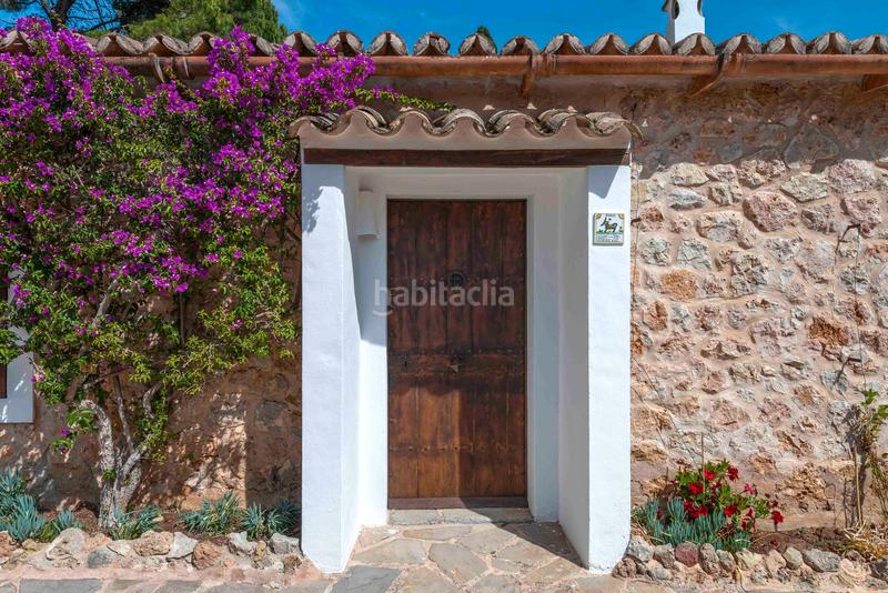 Foto 7ad13496-62b9-4065-b565-db0a59c612ac. Location mas avec cheminée chauffage parking piscine dans Esporles