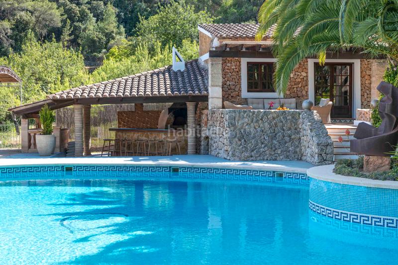 Foto e9833aaa-95a8-4f69-a473-fa33a3456879. Location mas avec cheminée chauffage parking piscine dans Esporles