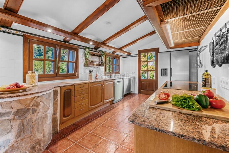 Foto d90963f6-33e3-40c6-88b7-2787e3ba26ee. Rent country house with fireplace heating parking pool in Esporles