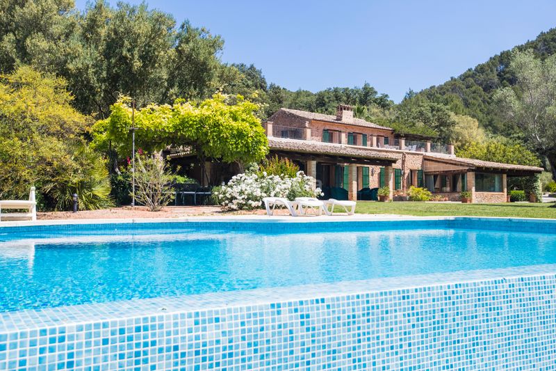 Foto 4e1d3e86-9272-4510-9521-1c033be799f9. Finca rústica a Esporles