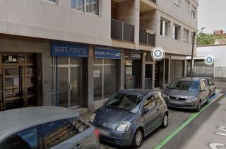 Local Comercial  Victor catala. Gran local comercial en zona céntrica y residencial de figueres.