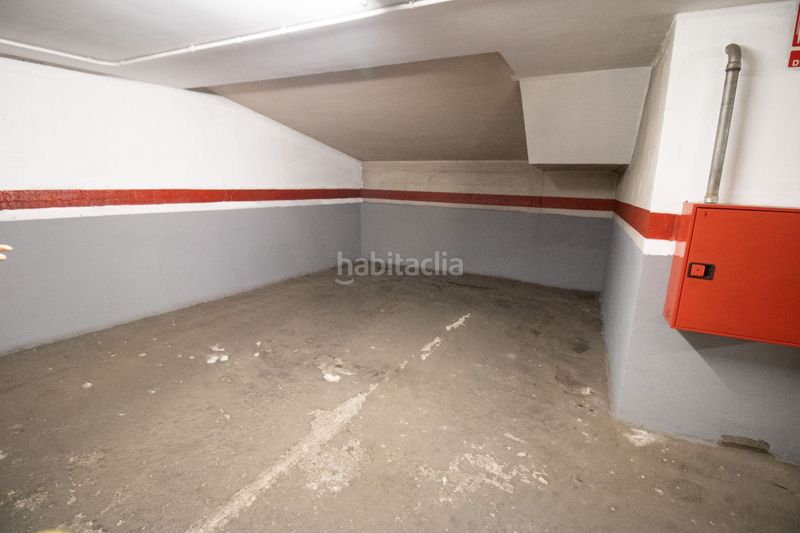 Foto 0e5435fb-23a9-462c-b7fb-ea7fdd395f5b. Posto auto in Centre Figueres