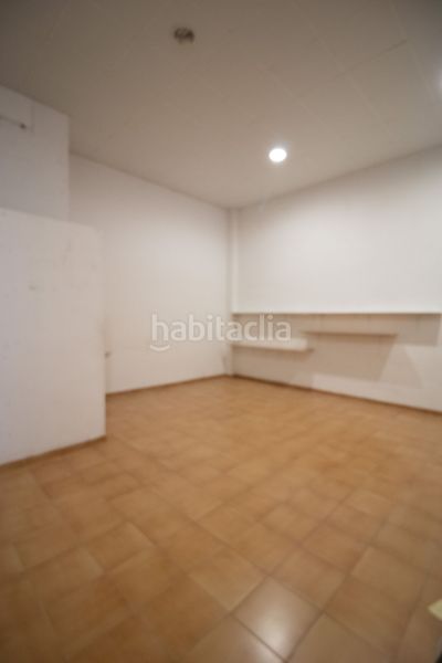 Foto e359788b-eb65-4929-afea-8794c1082a83. Lloguer local comercial a Centre Roses