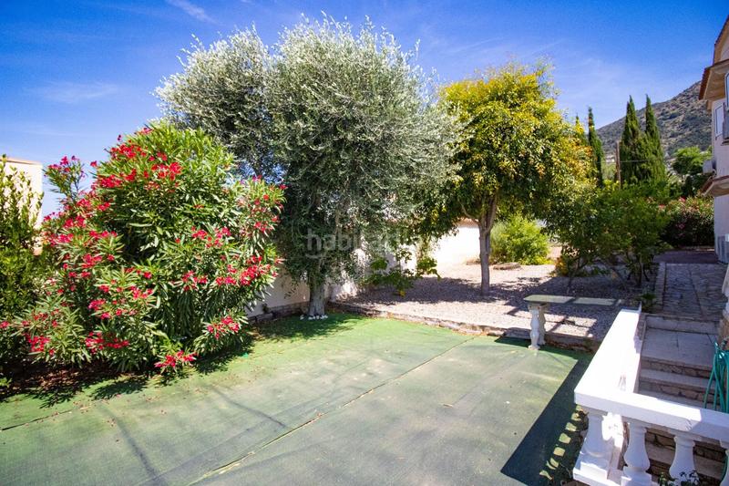 Foto 419b0a68-0428-44a2-bcdc-df45fd00f596. Casa gran casa con dos viviendas independientes. vistas a la bahía . gran jardín y piscina. garaje en Roses