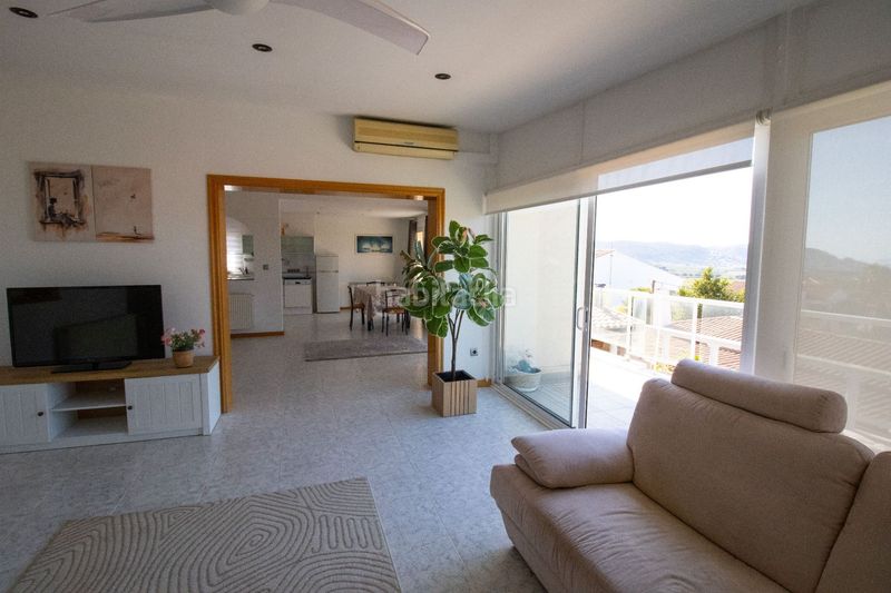 Foto 425b892a-9b15-4bef-ab63-739d3b093245. Casa amb calefacció aparcament piscina a Nord Roses