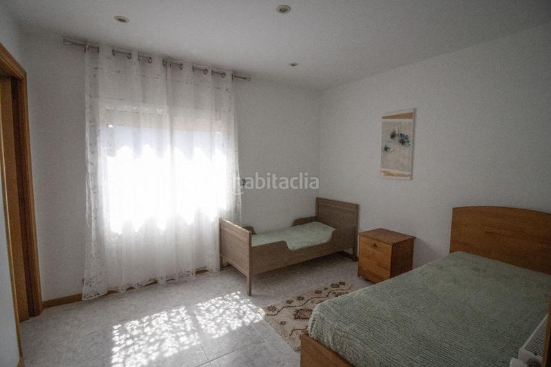 Foto cb295c7c-f26a-48b9-858e-25b46254d49a. Casa gran casa con dos viviendas independientes. vistas a la bahía . gran jardín y piscina. garaje en Roses