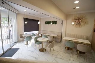 Traspàs Local Comercial  Plaça llevant. Traspaso de local comercial actualmente cafetería en el centro d