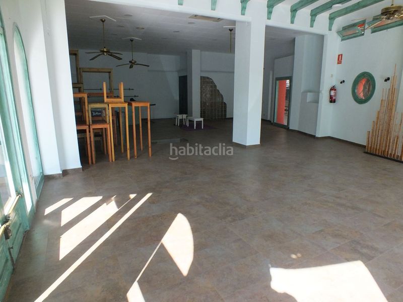Foto 41d5cfdc-b653-42ae-8efb-d1016c46a352. Local comercial a Centre Roses
