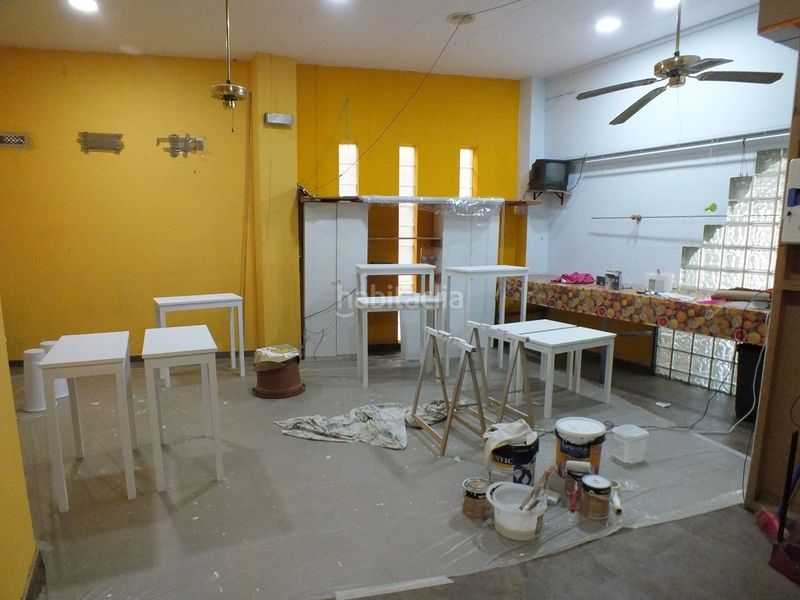 Foto bf5c6f59-cd8c-4755-b0be-ec594c017aa9. Local comercial a Centre Roses