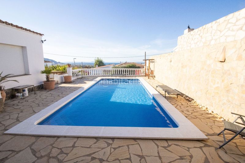 Foto ade96c7a-bf57-409a-8462-937480a3b482. Casa amb calefacció piscina a Nord Roses