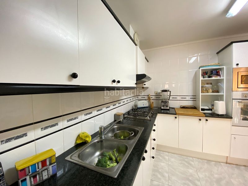 Foto b086e16f-e844-494e-996a-5e824daf3d2d. Flat with heating in Centre Roses