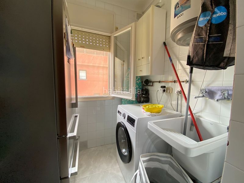 Foto f9a240ac-cdc7-460b-8a51-51457a5c712f. Flat with heating in Centre Roses