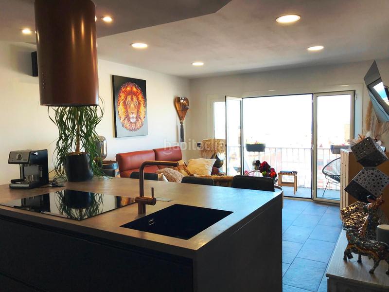 Foto 2f5e9706-f173-45cd-9ac1-8848ff5e098a. Àtic a Centre Roses