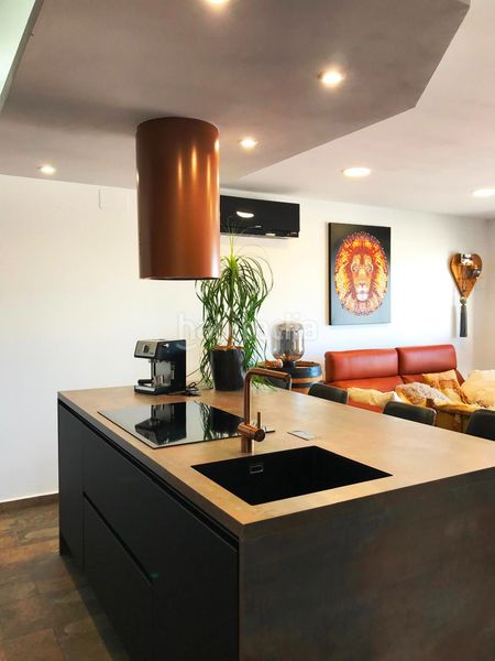 Foto 5df22683-471d-44b6-8a9b-3cf792f3f57b. Àtic a Centre Roses