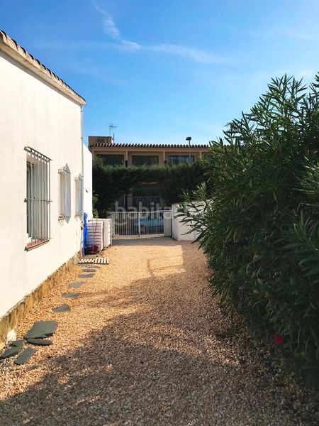 Foto cdf08f0b-a2be-4ad1-ba79-edee553fc0ea. Casa amb calefacció piscina a Nord Roses