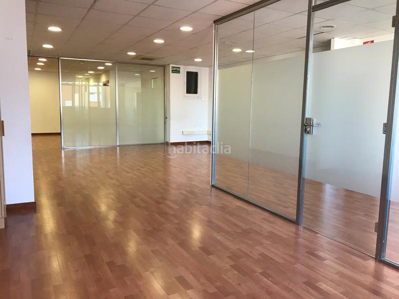 Foto 13046df8-87aa-44d0-bc93-951163d02110. Lloguer oficina a gran via de les corts catalanes 133 a Barcelona