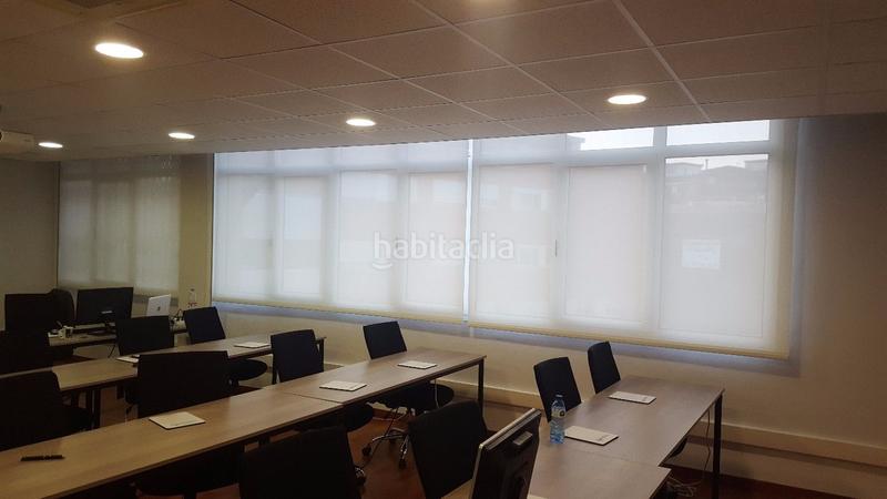 Foto bd0db0dd-20c7-4455-b974-be0642afc328. Lloguer oficina a gran via de les corts catalanes 133 a Barcelona