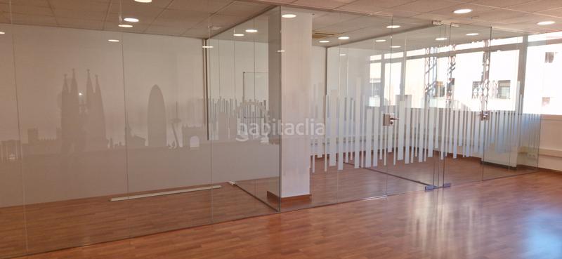 Foto e0a654cb-4e6c-4def-941d-2047aa01a24b. Lloguer oficina a gran via de les corts catalanes 133 a Barcelona