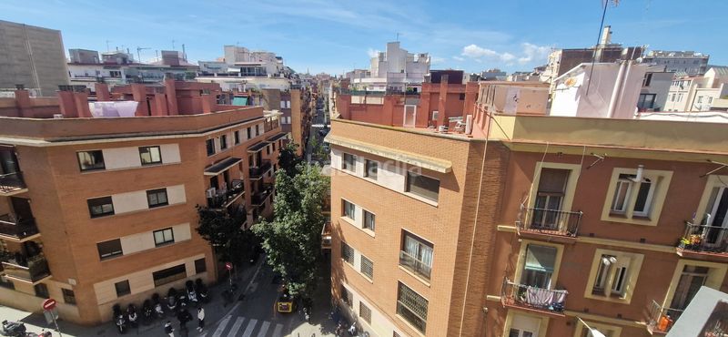 Foto 71d46780-3820-47ea-97b5-76073f7966d2. Pis a Hostafrancs Barcelona