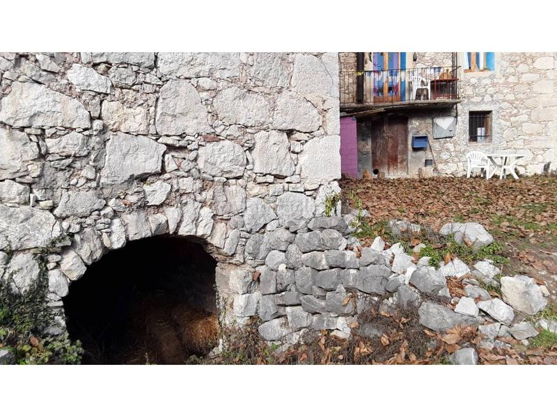 Foto e3ba8763-d513-468f-8916-72f566af8f5e. Masía masia en venta en Vallcebre