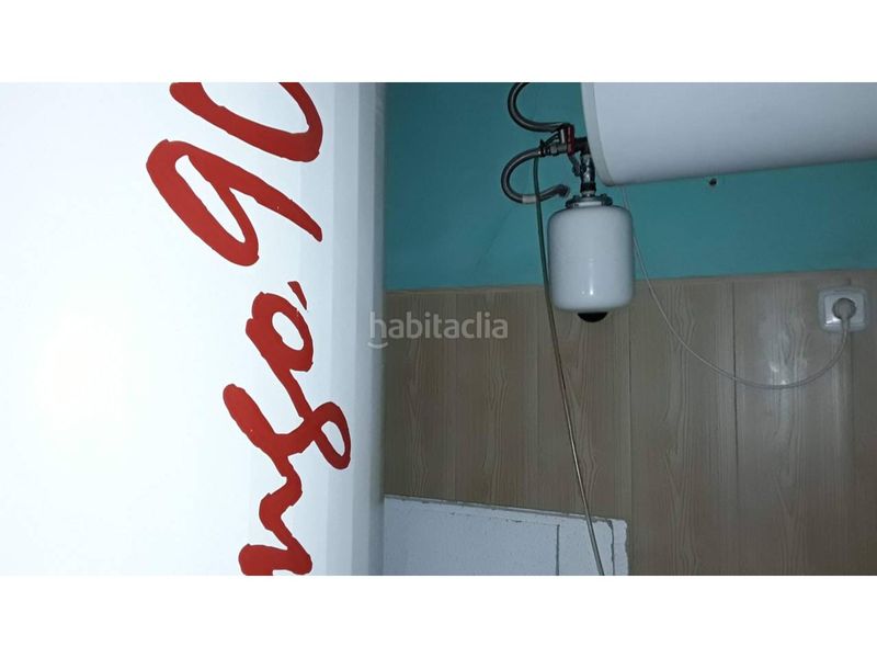 Foto c3acb39d-9c8b-4f23-adbc-194d42724458. Local commercial dans Berga