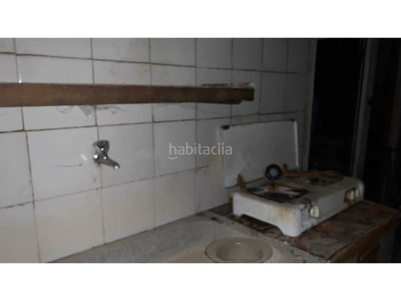 Foto 281494f3-0b3b-4d75-91e0-c723134f4cc2. Casa adossada a Josa i Tuixén