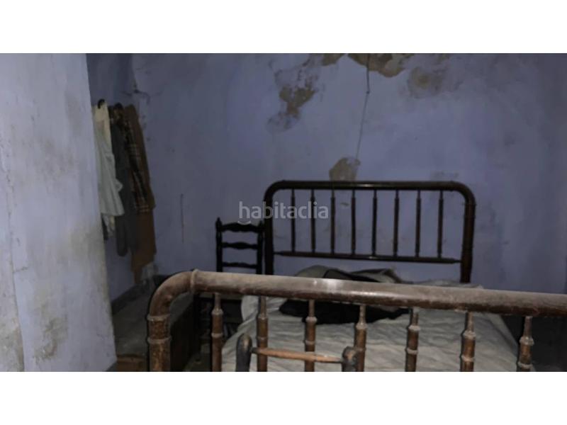 Foto 73acbc9a-eb16-4361-9f6e-0dc4b372f921. Casa adossada a Josa i Tuixén