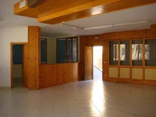 Rent Business premise  Ferran agulló. Local en alquiler en berga