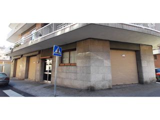 Local Comercial  Casserres. Local céntrico en venta en gironella