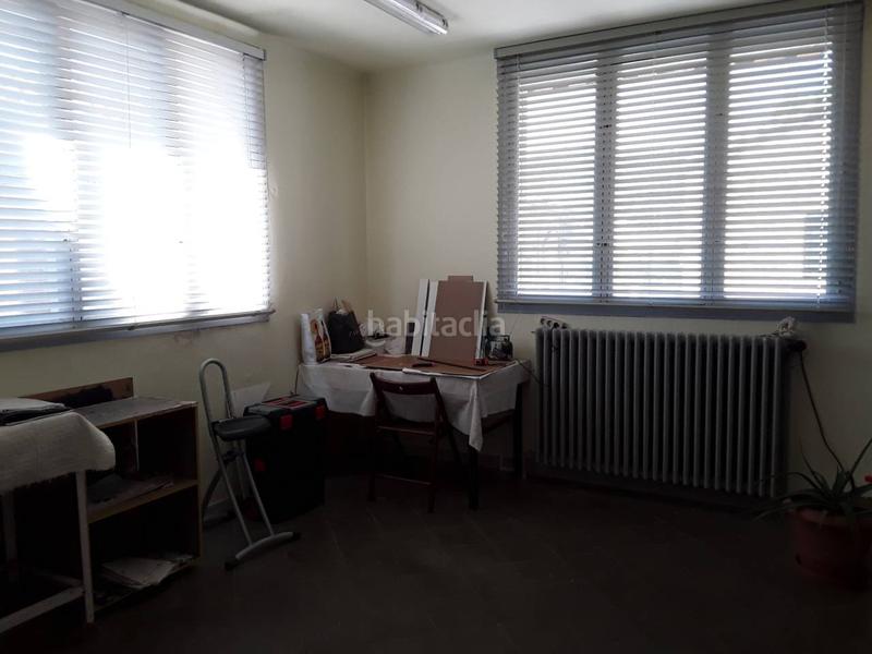 Foto c9f7909b-4e22-4c2a-ab6d-590dc773d553. Location local commercial dans Puig-reig