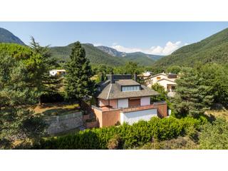 House in Vilada. Casa exclusiva en venta en vilada