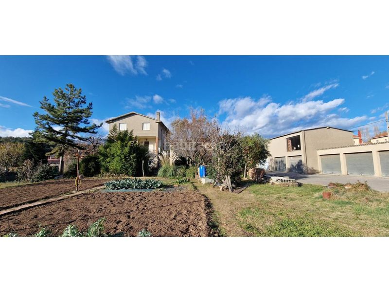 Foto 5d0a6d49-0f44-4e96-aff2-084cef416e9f. Casa con riscaldamento parcheggio in Olvan