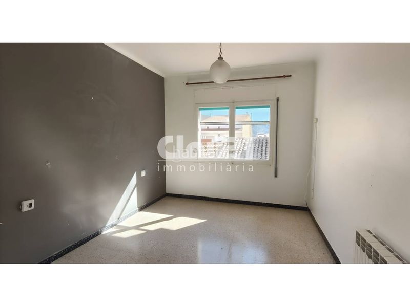 Foto c231f58a-c42a-4ec4-94bb-bafdb7c415af. Pis a Puig-reig