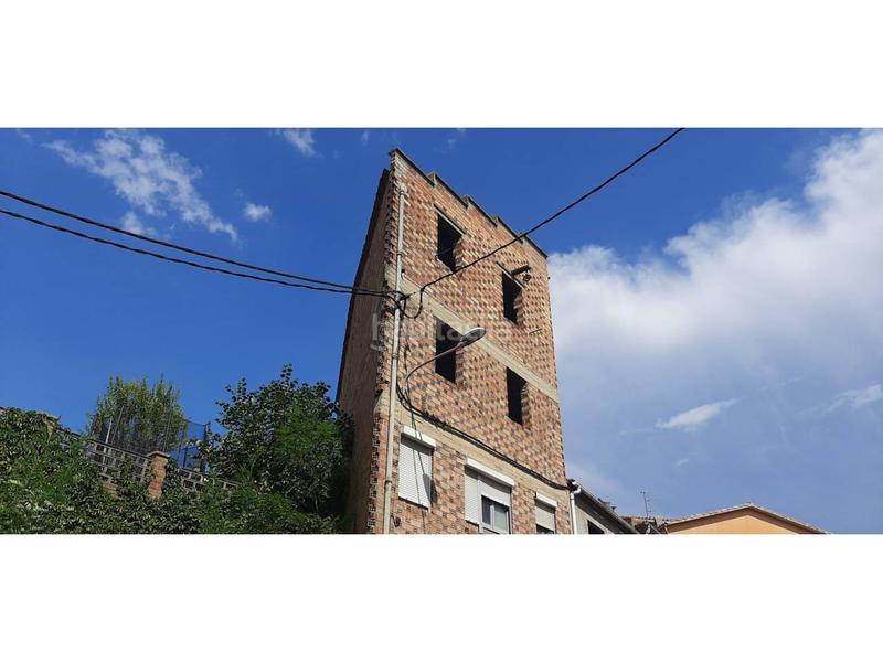 Foto 2cda500a-d408-4fec-b6f9-dcd3ca9c3603. Casa con riscaldamento parcheggio in Gironella