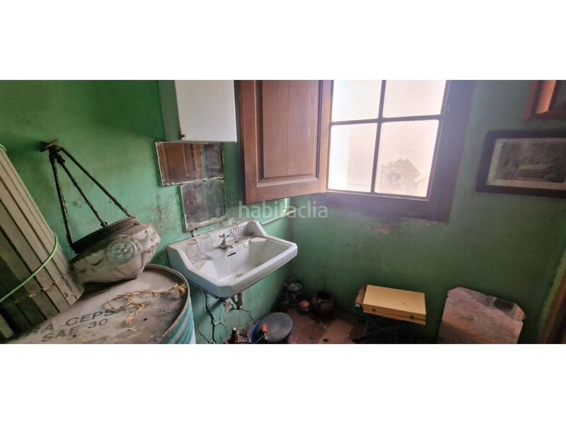 Foto 0177054c-80a6-435b-be8f-1dd4c989b02e. Casa amb aparcament a Berga