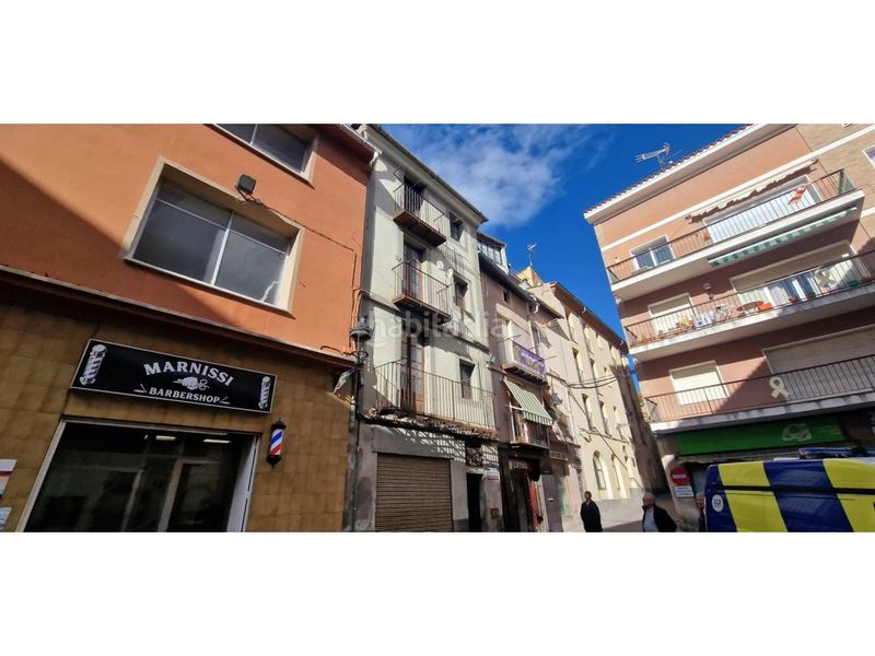 Foto e1246d9c-6bf2-4273-9c7d-fd165cf56af3. Casa amb aparcament a Berga