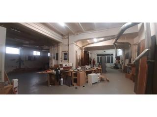 Rent Business premise in Berga. Local en lloguer en berga