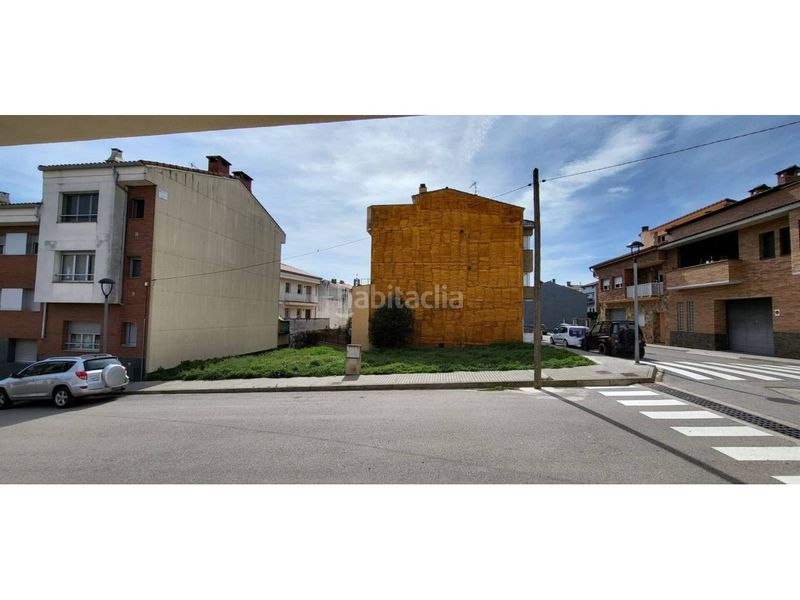 Foto 35ac0849-e8aa-4874-abdb-521600c3fef3. Terreny residencial a Gironella