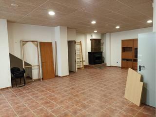 Geschäftsraum  Solsona. Local en venta en berga