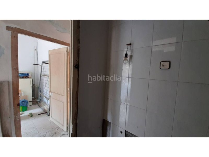 Foto 96e78a61-aba0-4ef7-af4d-b78b5a6cbe71. Flat with heating in Cercs