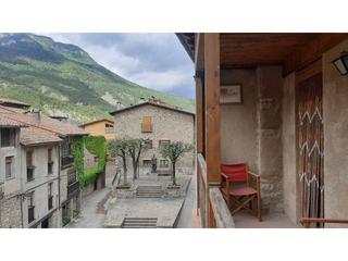 Duplex in Bagà. Dúplex en venta en bagà, en la zona más emblemática