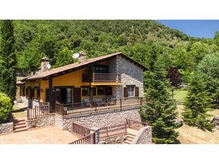 House in Castell de l´Areny. Casa en venta en castell de lareny