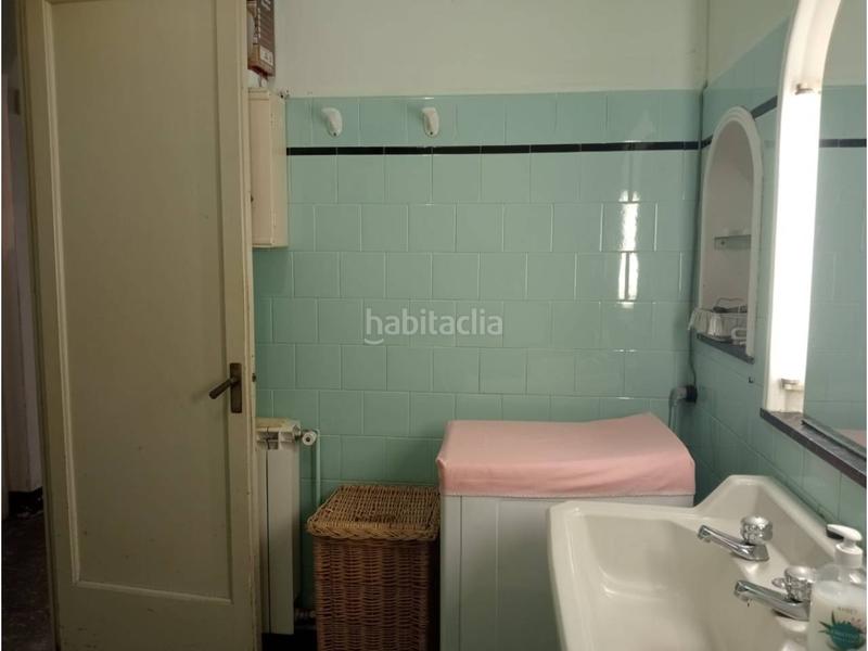 Foto d948e523-e682-4b57-ac1d-df9b7234af5c. Casa  en venta en Berga