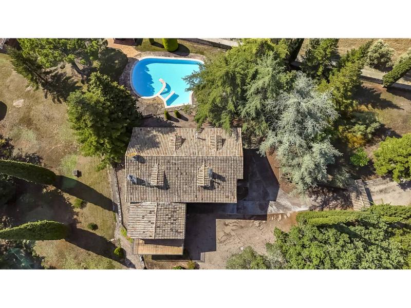 Foto b4105340-feb1-43f1-8ff4-be2bf60290c2. Casa  en venta en solsona en Riner